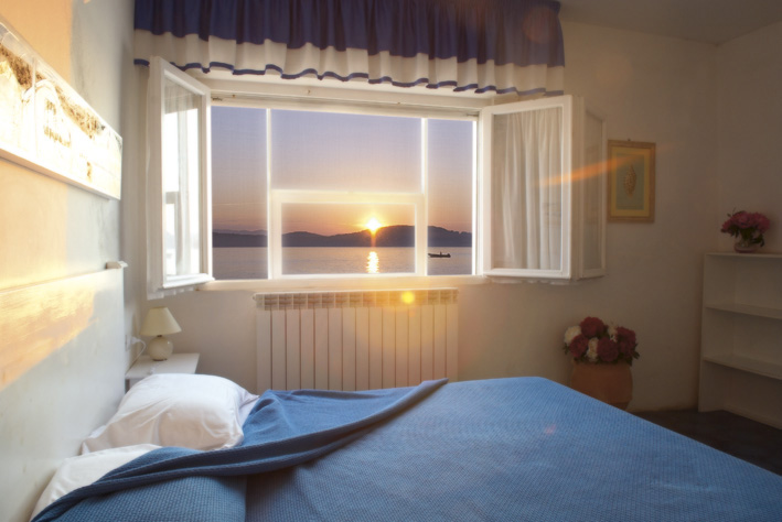 cc_camera_5-ts1428572609 Canessa Camere - Golfo di Baratti - Piombino